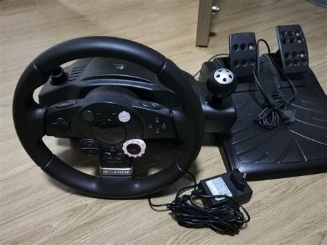 Logitech Driving Force GT 的图像结果