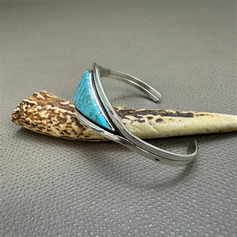 ZUNI（ズニ）族 Marvin Luarkie作 ターコイズバングル シルバー ホピ ナバホ インディアン ブレスレット | LEATHER ...