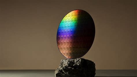 IBM, Samsung claim breakthrough in chip design: charge your phones once ...