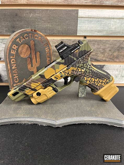 Glock 19 XXL done in H-189, H-258 and H-8000 | Cerakote