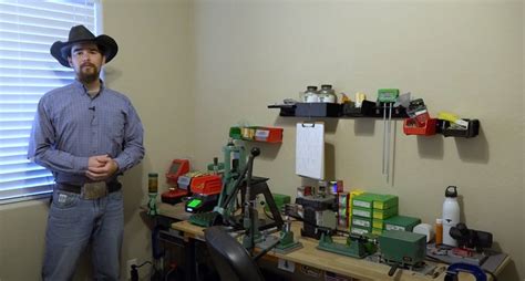 Homemade Extras for Reloading Bench 的图像结果