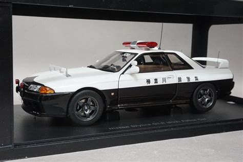 1:18 AUTOart 77364 Nissan Skyline GTR R32 Kanagawa Prefectural Police ...