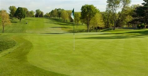 Wellesley Country Club - Golf Course Information | Hole19