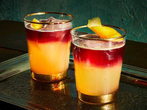 21 Bourbon Cocktails You Can Make Tonight