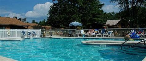 DEPE DENE LAKESIDE RESORT (Lake George) - Resort Reviews, Photos, Rate ...