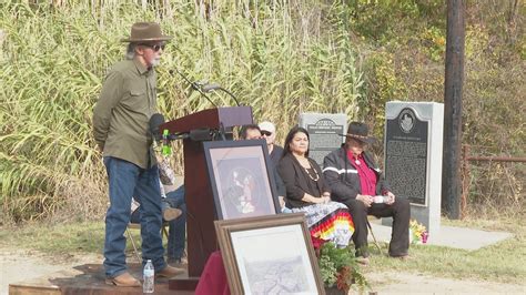 Tonkawa Tribe reacquires Sugarloaf Mountain in Gause with intent to ...