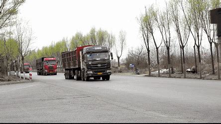 110国道看过路LNG车数量 结果很惊人_卡车之家