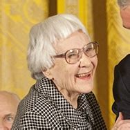 Harper Lee frase: “el que hayamos perdido cien años antes de empezar no ...