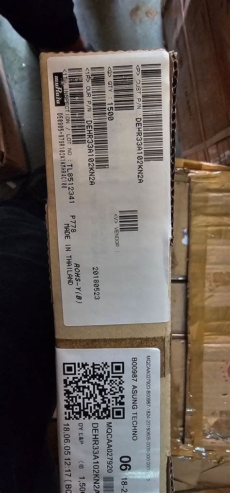 muRata ceramic high voltage capacitor -Samrat Electronics, Mumbai
