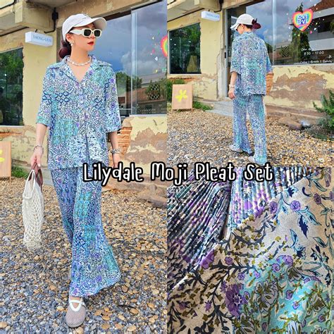 | Moji Pleat Set | LINE SHOPPING