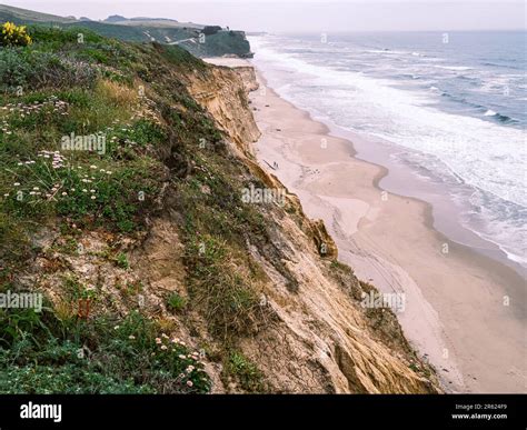 The Great Highway heading south from San Francisco offers a neat ...