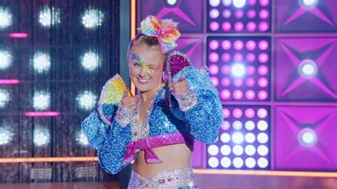 Watch RuPaul's Drag Race All Stars Season 8 Episode 3: The Supermarket ...