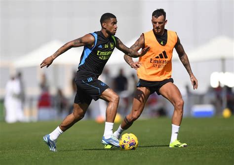 Gallery: Dubai training camp rolls on | Gallery | News | Arsenal.com