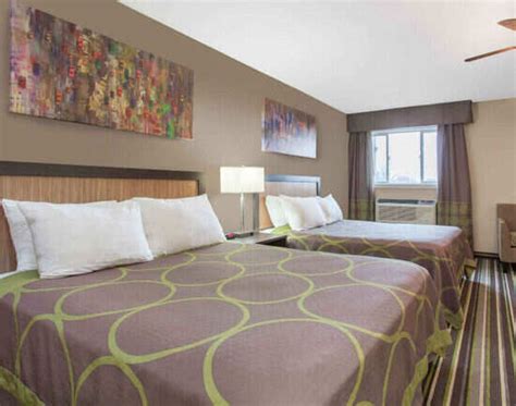 Howard Johnson Express Inn - Winnipeg West - Get Howard Johnson Express ...