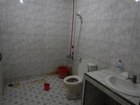 HOTEL PATTIMURA (Palu) - Hotel Reviews & Photos - Tripadvisor