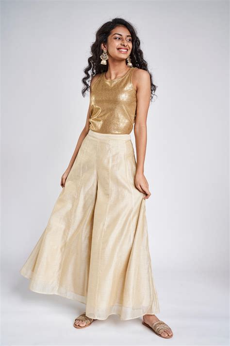 30 Striking Onam Attire Ideas for You and Your Family