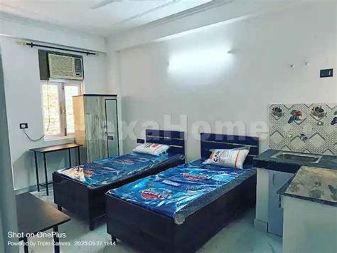 NK PG for boys and girls in Saket, Delhi