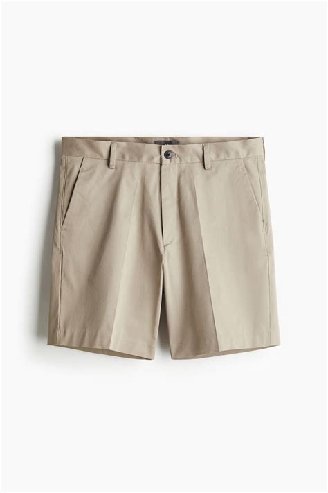 Regular Fit Chino shorts - Beige - Men | H&M IN