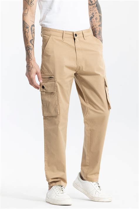 Buy Men's Stunner Khaki Cargo Pant Online | SNITCH