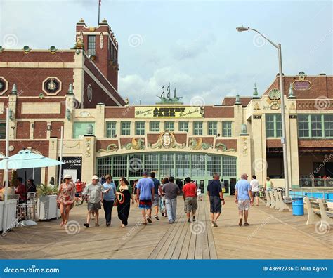 Asbury Park Boardwalk editorial photo. Image of beach - 43692736