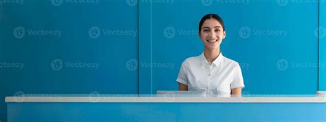 Enthusiastic Front Desk Associate Excelling in Corporate Career with ...