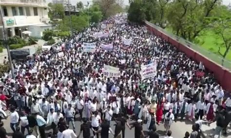 Right to Health Bill Protest: More than 50,000 Doctors, Paramedical ...