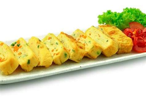Korean Rolled Omelette (Gyeran Mari) Recipe: How to Make Korean Rolled ...