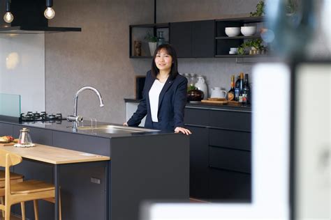 ママになってもキャリアアップし続けたい。子育て中の社員が「より良い会社づくり」に奔走する理由 ｜ OPENIA（オープニア）