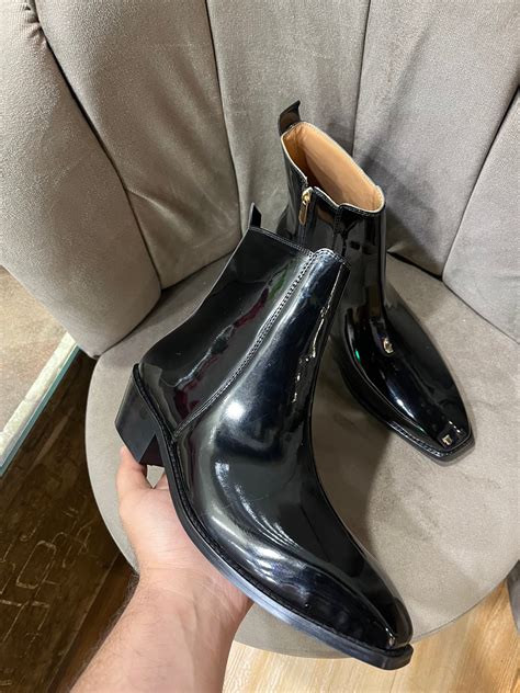 Italian Cut Patent Boots – Lozano