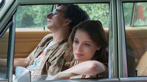 Gillian Jacobs and Paul Rust on Netflix's different take on a ''Love ...