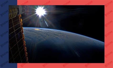 ISS Solar Array 的图像结果