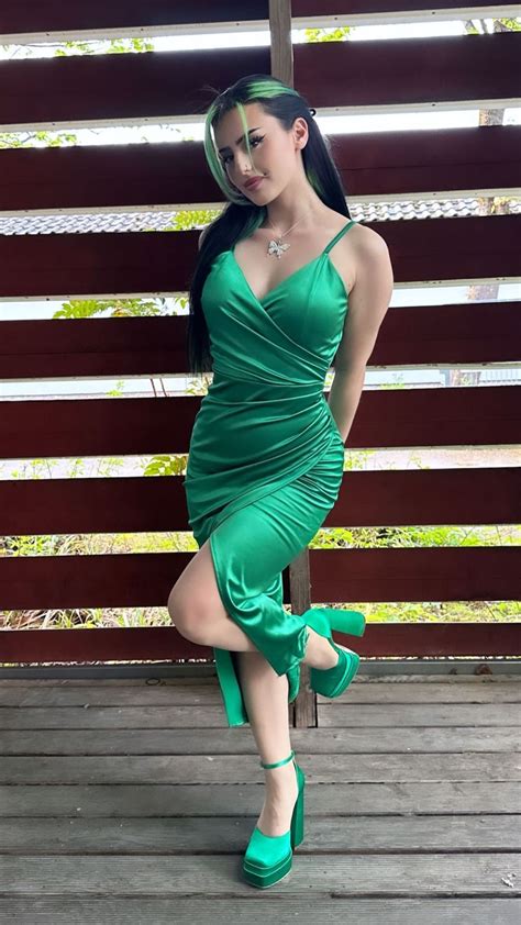 di1araa.s : r/InfluencerNSFW