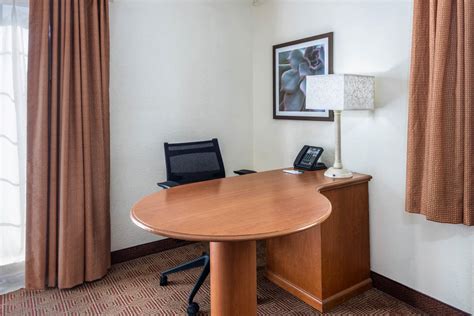 La Quinta East Deerfield Beach - Boca Raton | Deerfield Beach, FL Hotels