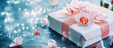 10th anniversary gift ideas blog banner design | Premium AI-generated image
