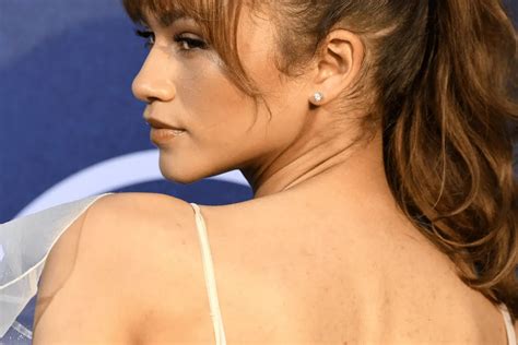 Exploding Bacne 的图像结果