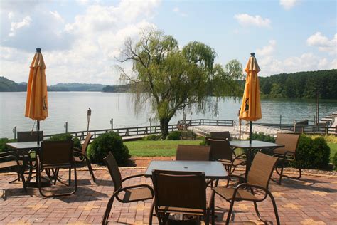 Yacht Club Photo Gallery - Tellico Village Yacht Club