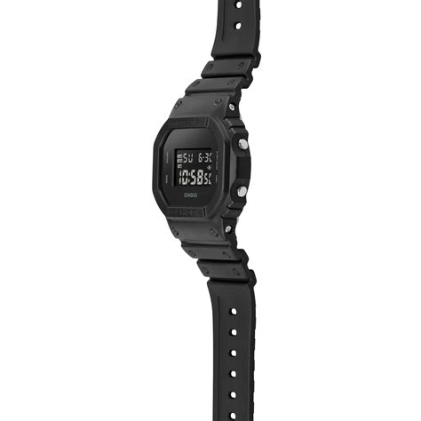 DW-5600UBB-1 | G-SHOCK DIGITAL 5600 SERIES | CASIO INDIA