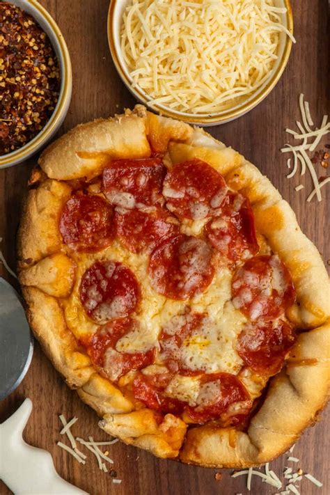 Crock Pot Pizza - Slow Cooker Meals