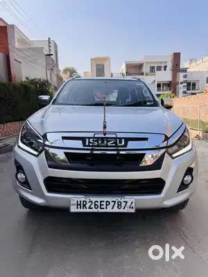 Isuzu V-Cross Z Prestige 4x4 AT, 2021, Diesel - Cars - 1826522088