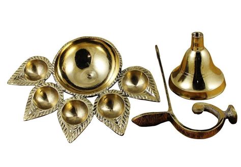 Indian Traditional Pure Brass Panch Deepak Aarti Oil Lamp for Pooja Ma ...