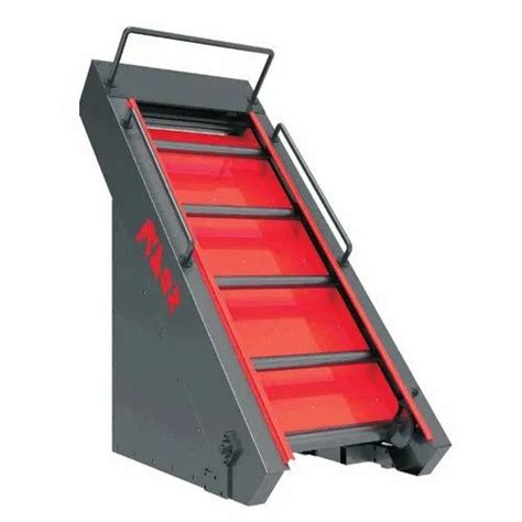 Cross Fit Machine - 4 Gates Synergy 360 Cross Fit Manufacturer from Surat