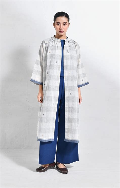 Checks Jamdani Jacket Co-Ord (Set of 3)- Indigo & White – Hiranya