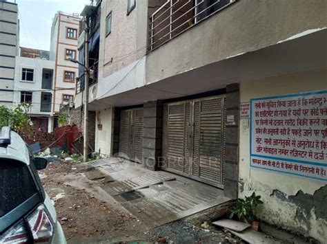 standalone building Old Palam Road Rent - WITHOUT BROKERAGE Semi ...