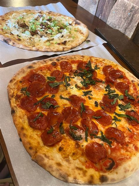 BLEWETT BREWING COMPANY, Leavenworth - Restaurant Reviews, Photos ...