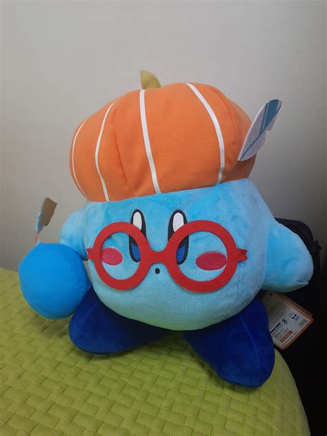 Ok so what the poyo is up with the size discrepancy of kirby up to Forgotten Land? (Spoiler-ish ...