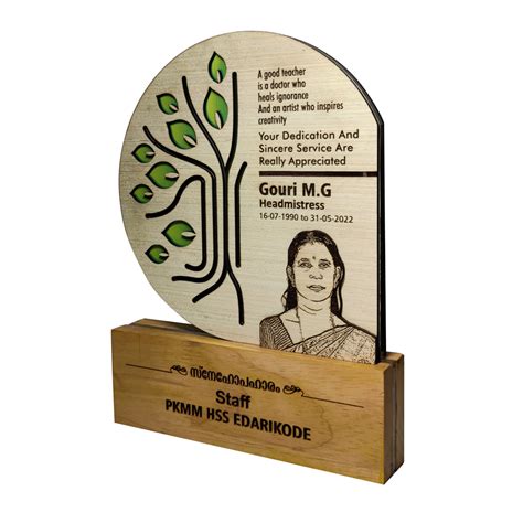 Customized Laser Engraved Wooden Tree Memento – Picloon