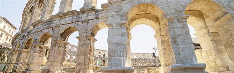 Holiday Accommodation & Lettings in Pula from ₹4,913 | HomeToGo