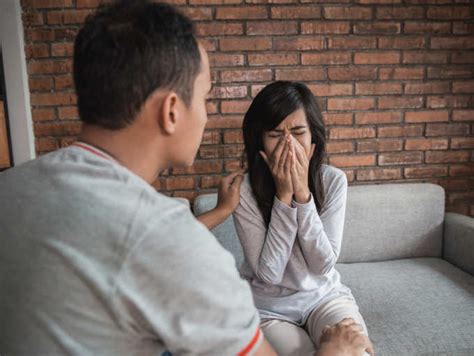 Astonishing confessions of 'insecure' married people | The Times of India