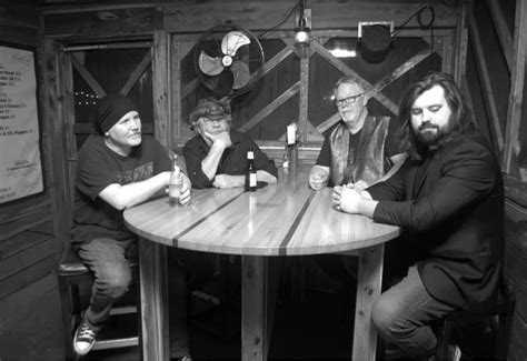 The Handsome Hooligans debut at Coaches , COACHES bar & grill..Lebanon ...