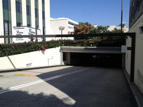 Car Parking In Beverly Hills at Ethan Heyer blog
